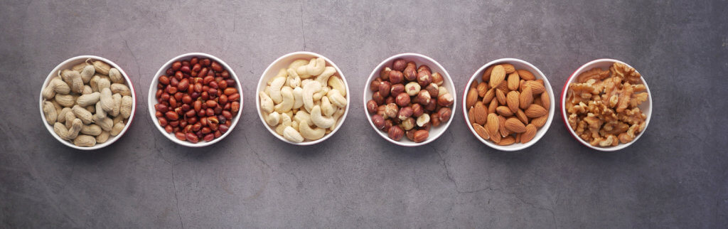 Nuez, almendra, avellana, nuez de la india, cacahuate